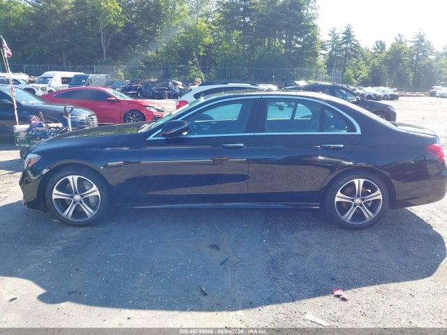 WDDZF4KB6HA168135 Mercedes-Benz E 300 4matic