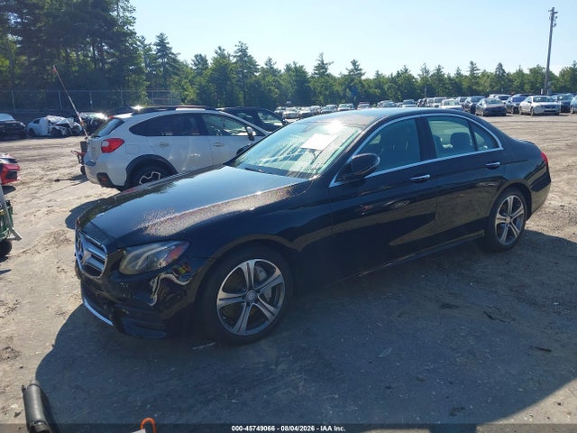 WDDZF4KB6HA168135 Mercedes-Benz E 300 4matic