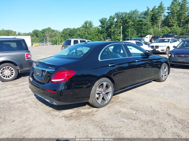 WDDZF4KB6HA168135 Mercedes-Benz E 300 4matic