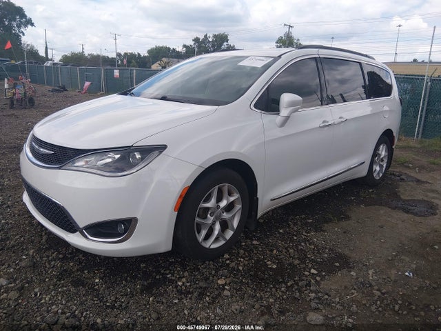 Aukcja sprzedaży 2017 Chrysler Pacifica Touring-l, vin: 2C4RC1BGXHR784932, numer aukcji: 45749067