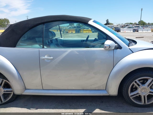 2004 Volkswagen New Beetle Gls 1.8t მანქანა იყიდება აუქციონზე, vin: 3VWCD21Y24M302925, აუქციონის ნომერი: 45749070