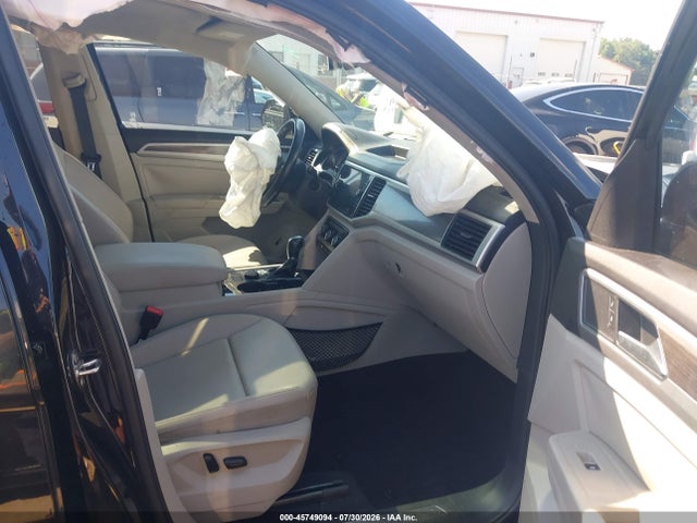 2018 Volkswagen Atlas 3.6l V6 Sel მანქანა იყიდება აუქციონზე, vin: 1V2MR2CAXJC536427, აუქციონის ნომერი: 45749094