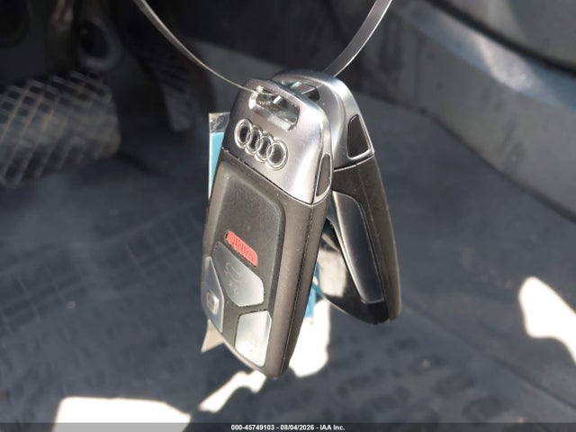 Продажа на аукционе авто 2023 Audi Q5 Premium Plus 45 Tfsi S Line Quattro, vin: WA1EAAFY7P2088561, номер лота: 45749103