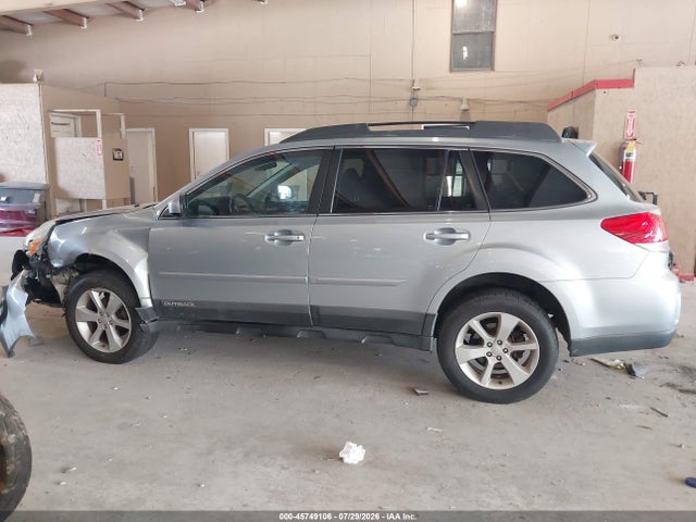Продажа на аукционе авто 2013 Subaru Outback 2.5i Premium, vin: 4S4BRCBC5D3269232, номер лота: 45749106
