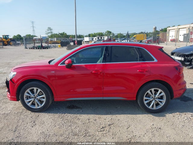 Продажа на аукционе авто 2023 Audi Q3 Premium 45 Tfsi S Line Quattro Tiptronic, vin: WA1DECF31P1093535, номер лота: 45749150