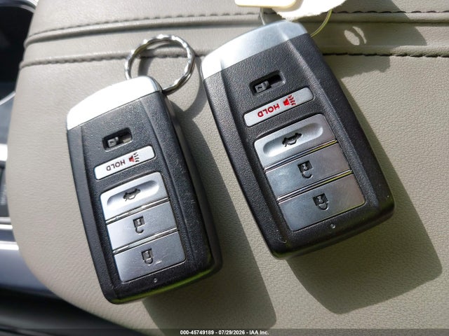 Продажа на аукционе авто 2019 Acura Tlx Tech Pkg, vin: 19UUB2F41KA009824, номер лота: 45749189