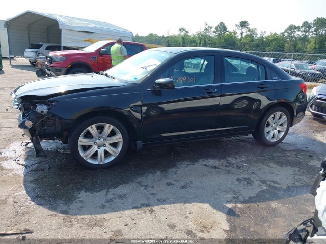 Продажа на аукционе авто 2012 Chrysler 200 Touring, vin: 1C3CCBBG9CN210974, номер лота: 45749201