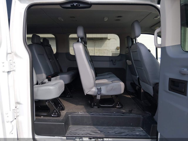 45749252 :رقم المزاد ، 1FBZX2ZM7JKA99835 vin ، 2018 Ford Transit-350 Xl مزاد بيع