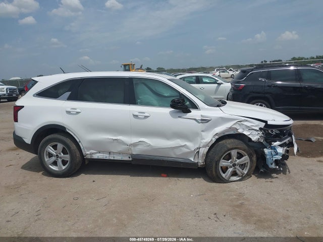 Продажа на аукционе авто 2022 Kia Sorento Lx, vin: 5XYRG4LC3NG082601, номер лота: 45749269