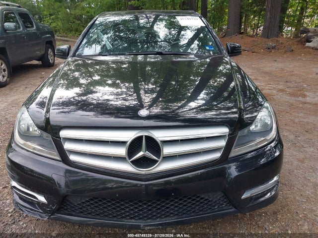 45749329 :رقم المزاد ، WDDGF8AB5DG135991 vin ، 2013 Mercedes-benz C 300 Sport 4matic مزاد بيع