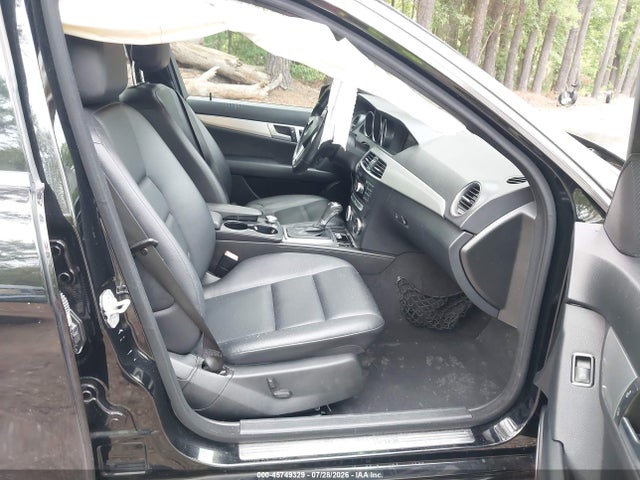 45749329 :رقم المزاد ، WDDGF8AB5DG135991 vin ، 2013 Mercedes-benz C 300 Sport 4matic مزاد بيع