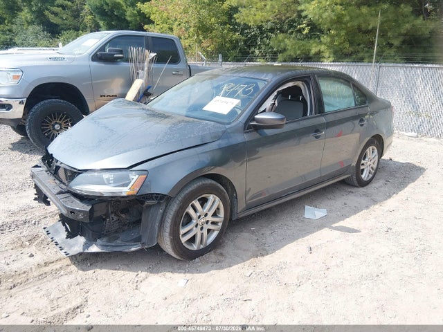 45749473 :رقم المزاد ، 3VW2B7AJ9JM261996 vin ، 2018 Volkswagen Jetta 1.4t S مزاد بيع