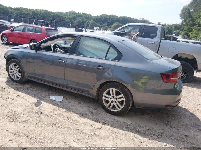 45749473 :رقم المزاد ، 3VW2B7AJ9JM261996 vin ، 2018 Volkswagen Jetta 1.4t S مزاد بيع