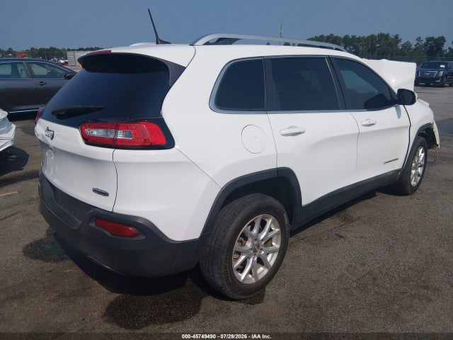45749490 :رقم المزاد ، 1C4PJLCB9GW125631 vin ، 2016 Jeep Cherokee Latitude مزاد بيع