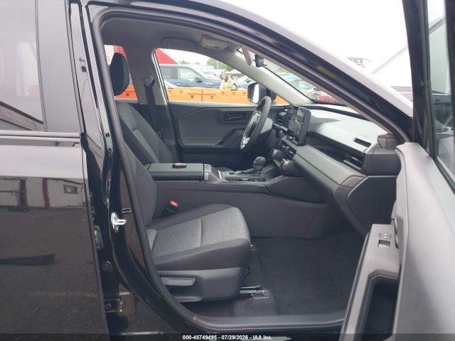 Toyota RAV4 LE 2026 2T36CRAV3TC014959 Image 5