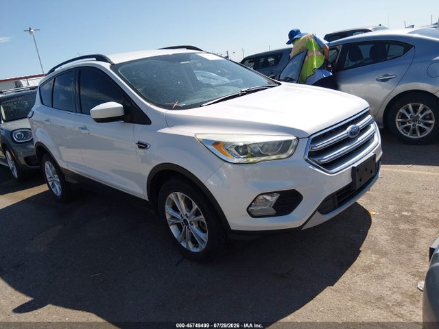 2017 Ford Escape Se მანქანა იყიდება აუქციონზე, vin: 1FMCU9GDXHUB94115, აუქციონის ნომერი: 45749499