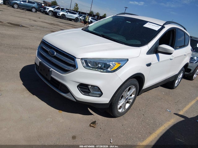 2017 Ford Escape Se მანქანა იყიდება აუქციონზე, vin: 1FMCU9GDXHUB94115, აუქციონის ნომერი: 45749499