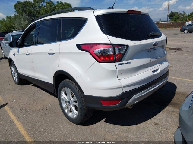 2017 Ford Escape Se მანქანა იყიდება აუქციონზე, vin: 1FMCU9GDXHUB94115, აუქციონის ნომერი: 45749499