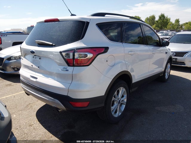 2017 Ford Escape Se მანქანა იყიდება აუქციონზე, vin: 1FMCU9GDXHUB94115, აუქციონის ნომერი: 45749499