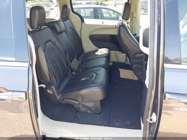 45749502 :رقم المزاد ، 2C4RC1BG5JR229098 vin ، 2018 Chrysler Pacifica Touring L مزاد بيع