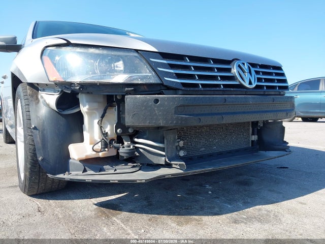 Aukcja sprzedaży 2013 Volkswagen Passat 2.0l Tdi Se, vin: 1VWBN7A35DC043682, numer aukcji: 45749504