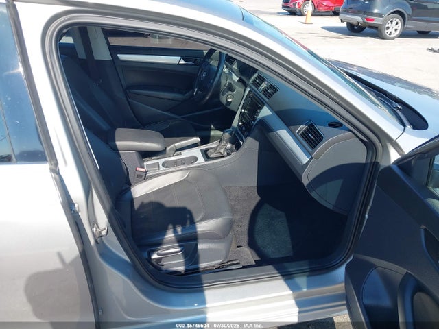 Aukcja sprzedaży 2013 Volkswagen Passat 2.0l Tdi Se, vin: 1VWBN7A35DC043682, numer aukcji: 45749504