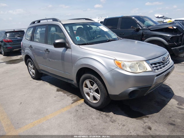Продаж на аукціоні авто 2011 Subaru Forester 2.5x, vin: JF2SHBBC8BH702433, номер лоту: 45749523