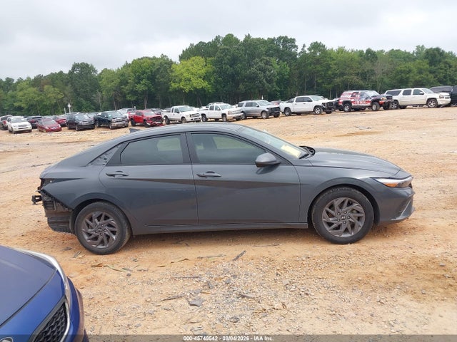 45749542 :رقم المزاد ، KMHLM4DG2RU674281 vin ، 2024 Hyundai Elantra Sel مزاد بيع