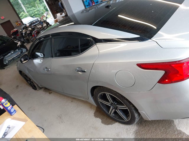 45749557 :رقم المزاد ، 1N4AA6AP2HC445758 vin ، 2017 Nissan Maxima 3.5 S مزاد بيع
