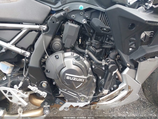 Suzuki Gsx800 F 2024 JS1EM13B5R7102289 Image 8