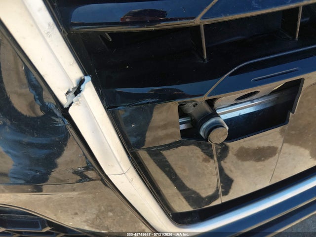 45749647 :رقم المزاد ، WA1BCCFS1JR020310 vin ، 2018 Audi Q3 2.0t Premium/2.0t Sport Premium مزاد بيع
