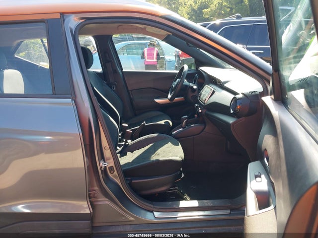 Aukcja sprzedaży 2018 Nissan Kicks Sv, vin: 3N1CP5CU2JL504190, numer aukcji: 45749666