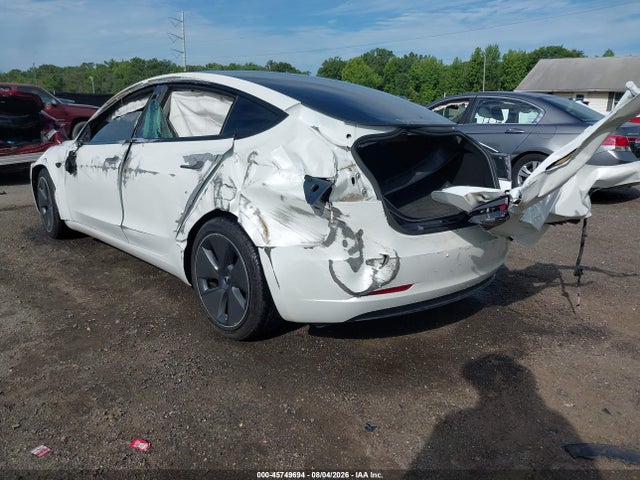 2021 Tesla Model 3 Standard Range Plus Rear-wheel Drive მანქანა იყიდება აუქციონზე, vin: 5YJ3E1EA6MF060605, აუქციონის ნომერი: 45749694