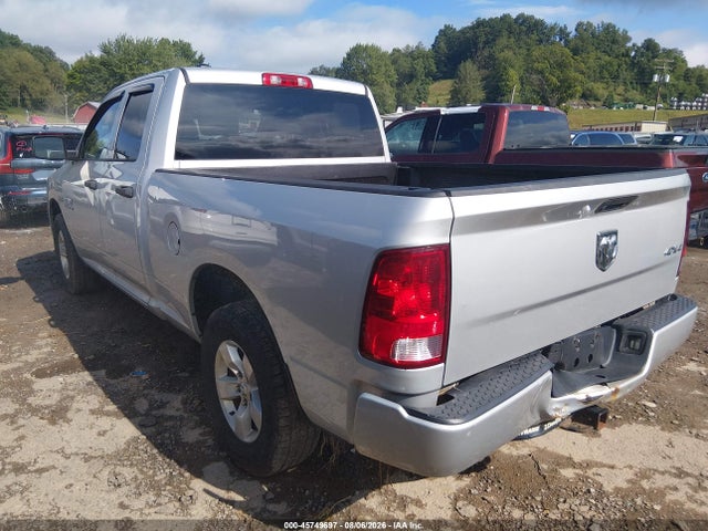 45749697 :رقم المزاد ، 1C6RR7FTXJS351096 vin ، 2018 Ram 1500 Express  4x4 6'4 Box مزاد بيع