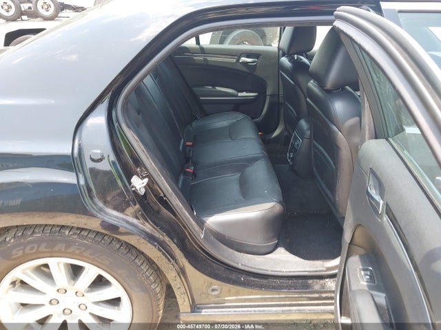 45749700 :رقم المزاد ، 2C3CCACG6CH113202 vin ، 2012 Chrysler 300 Limited مزاد بيع