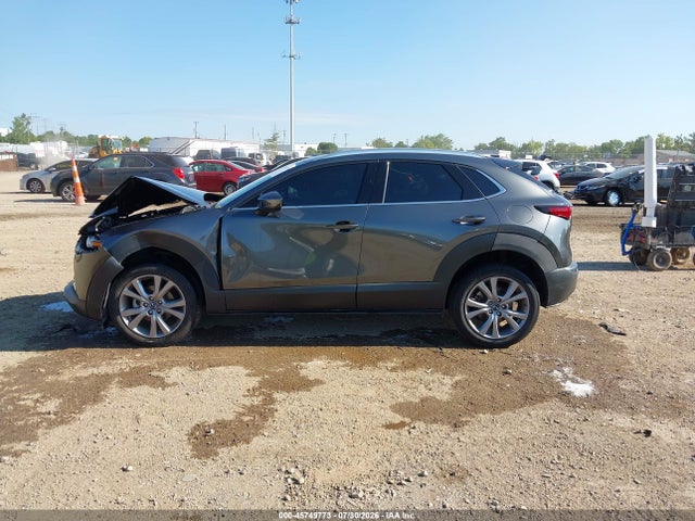 2022 Mazda Cx-30 Premium მანქანა იყიდება აუქციონზე, vin: 3MVDMBDL5NM438957, აუქციონის ნომერი: 45749773