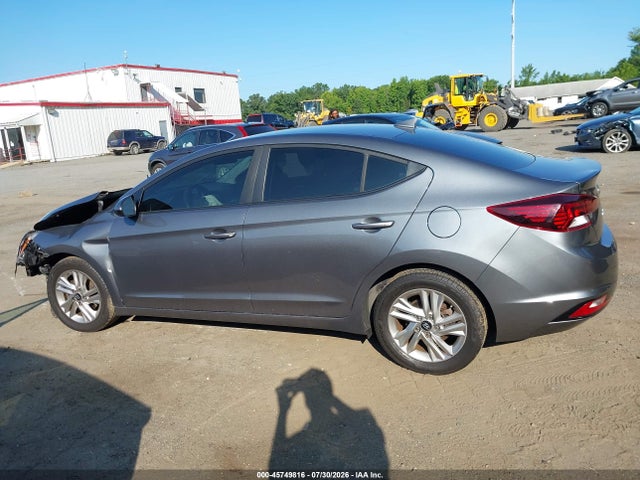45749816 :رقم المزاد ، 5NPD84LF5KH473982 vin ، 2019 Hyundai Elantra Sel مزاد بيع