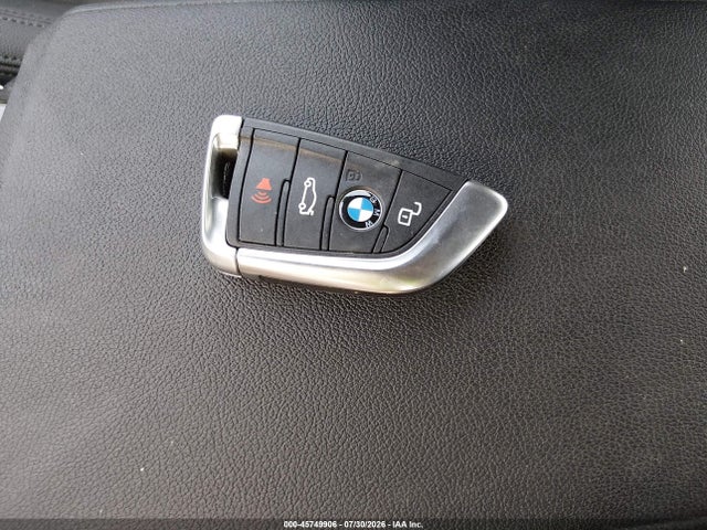 45749906 :رقم المزاد ، 3MW5R7J01L8B03891 vin ، 2020 Bmw 330i Xdrive مزاد بيع