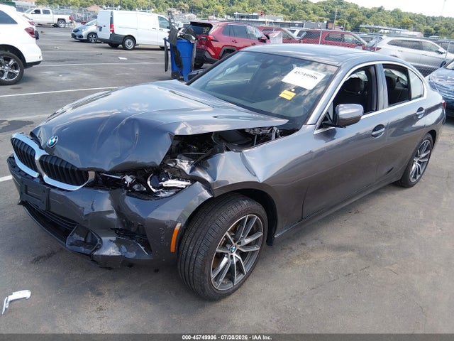 45749906 :رقم المزاد ، 3MW5R7J01L8B03891 vin ، 2020 Bmw 330i Xdrive مزاد بيع
