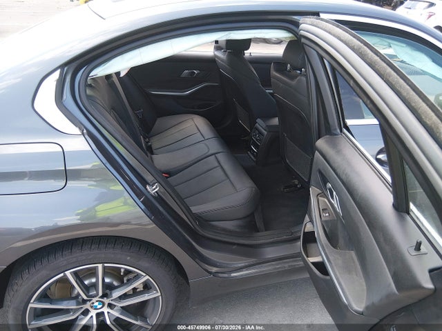 45749906 :رقم المزاد ، 3MW5R7J01L8B03891 vin ، 2020 Bmw 330i Xdrive مزاد بيع
