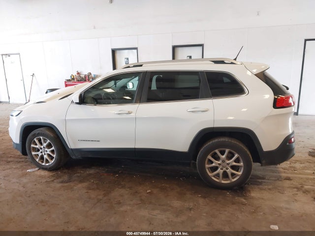 45749944 :رقم المزاد ، 1C4PJLCS0GW347376 vin ، 2016 Jeep Cherokee Latitude مزاد بيع