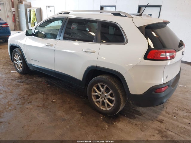 45749944 :رقم المزاد ، 1C4PJLCS0GW347376 vin ، 2016 Jeep Cherokee Latitude مزاد بيع