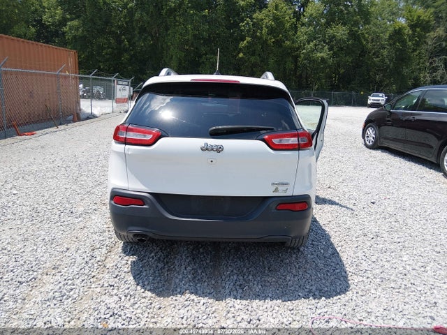 2015 Jeep Cherokee Latitude მანქანა იყიდება აუქციონზე, vin: 1C4PJLCB1FW694651, აუქციონის ნომერი: 45749954