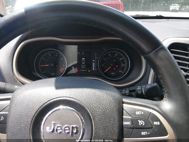 2015 Jeep Cherokee Latitude მანქანა იყიდება აუქციონზე, vin: 1C4PJLCB1FW694651, აუქციონის ნომერი: 45749954