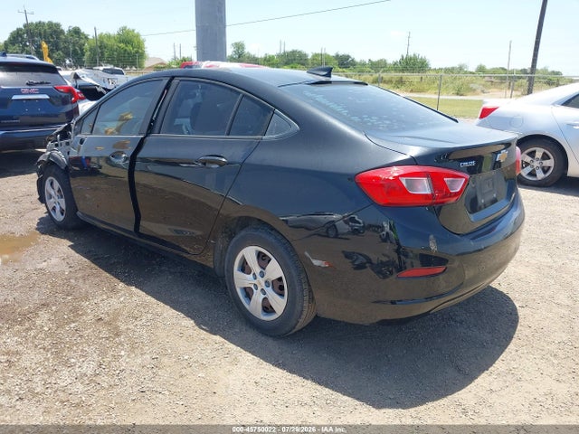 45750022 :رقم المزاد ، 1G1BC5SM3J7239055 vin ، 2018 Chevrolet Cruze Ls Auto مزاد بيع