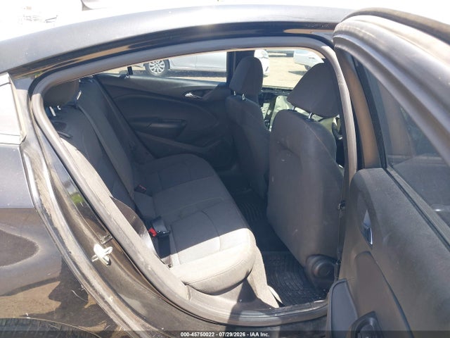 45750022 :رقم المزاد ، 1G1BC5SM3J7239055 vin ، 2018 Chevrolet Cruze Ls Auto مزاد بيع