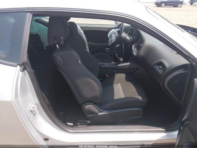Продаж на аукціоні авто 2023 Dodge Challenger Gt Awd, vin: 2C3CDZKG0PH689595, номер лоту: 45750025