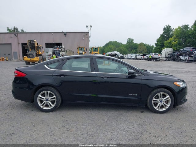 3FA6P0UUXJR271559 Ford Fusion Hybrid S