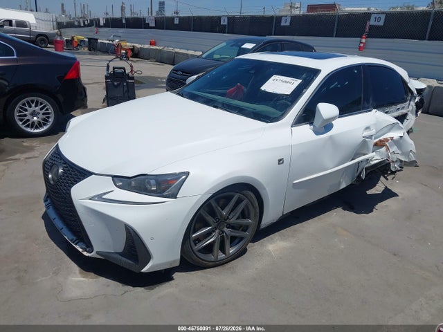 Lexus IS 300 2019 JTHBA1D23K5093060 Image 2