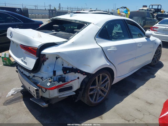 Lexus IS 300 2019 JTHBA1D23K5093060 Image 4